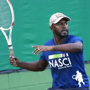 Professor John Nasci — Fundador da John Nasci Tennis